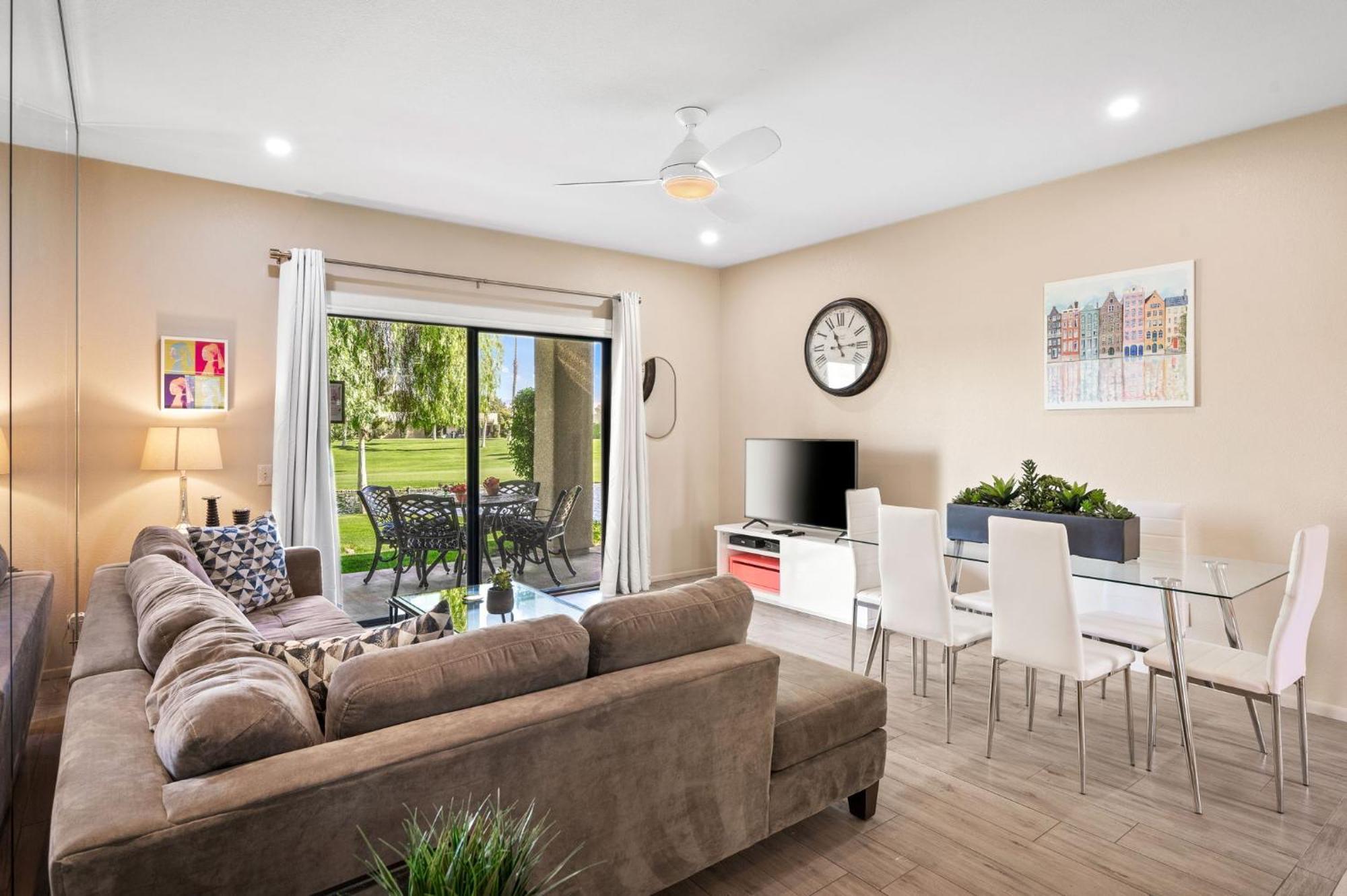 Holiday home Midnights At The Oasis Cathedral City